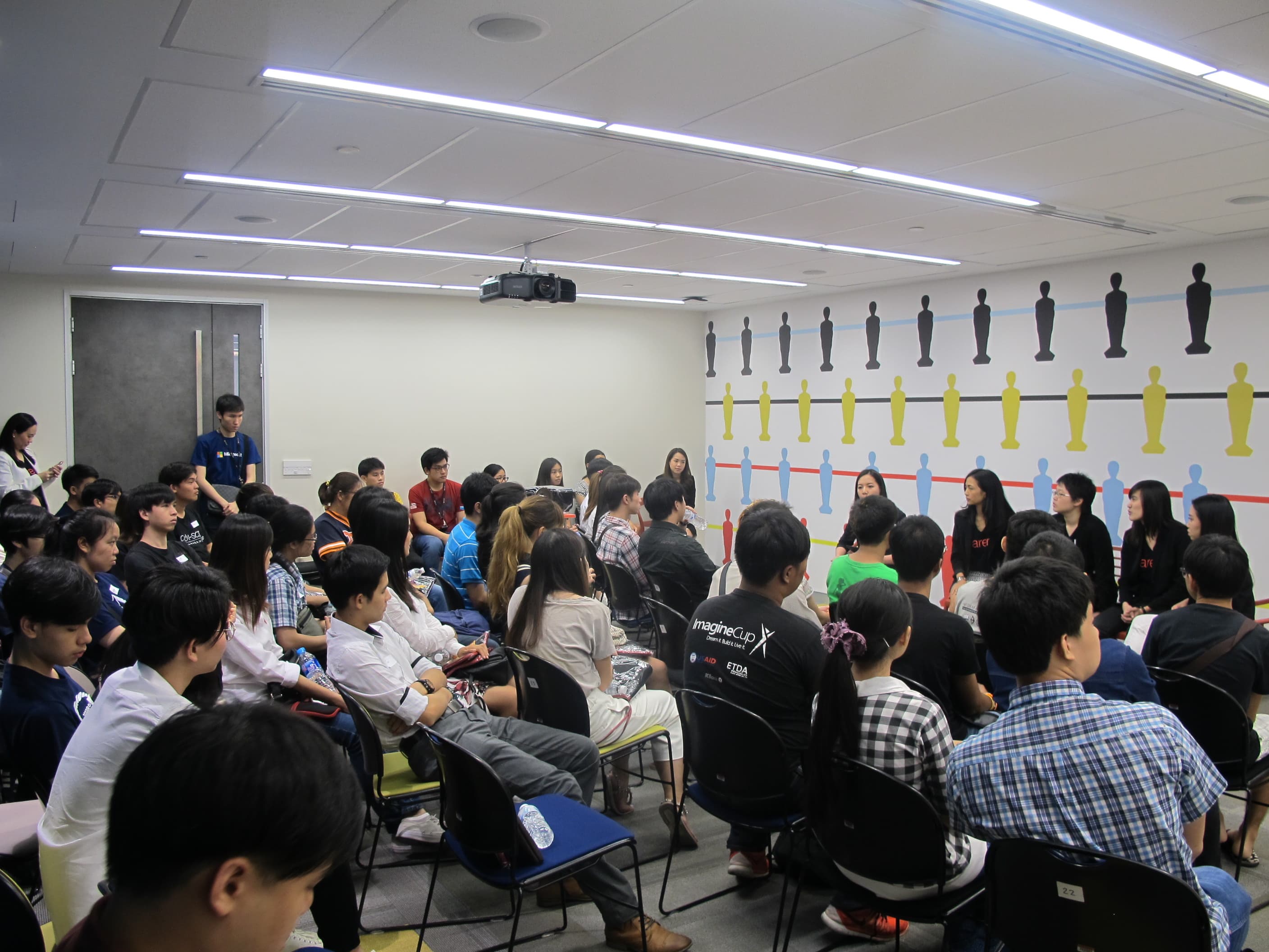 Garena take part in Microsoft TechFemme 2016 event (3)