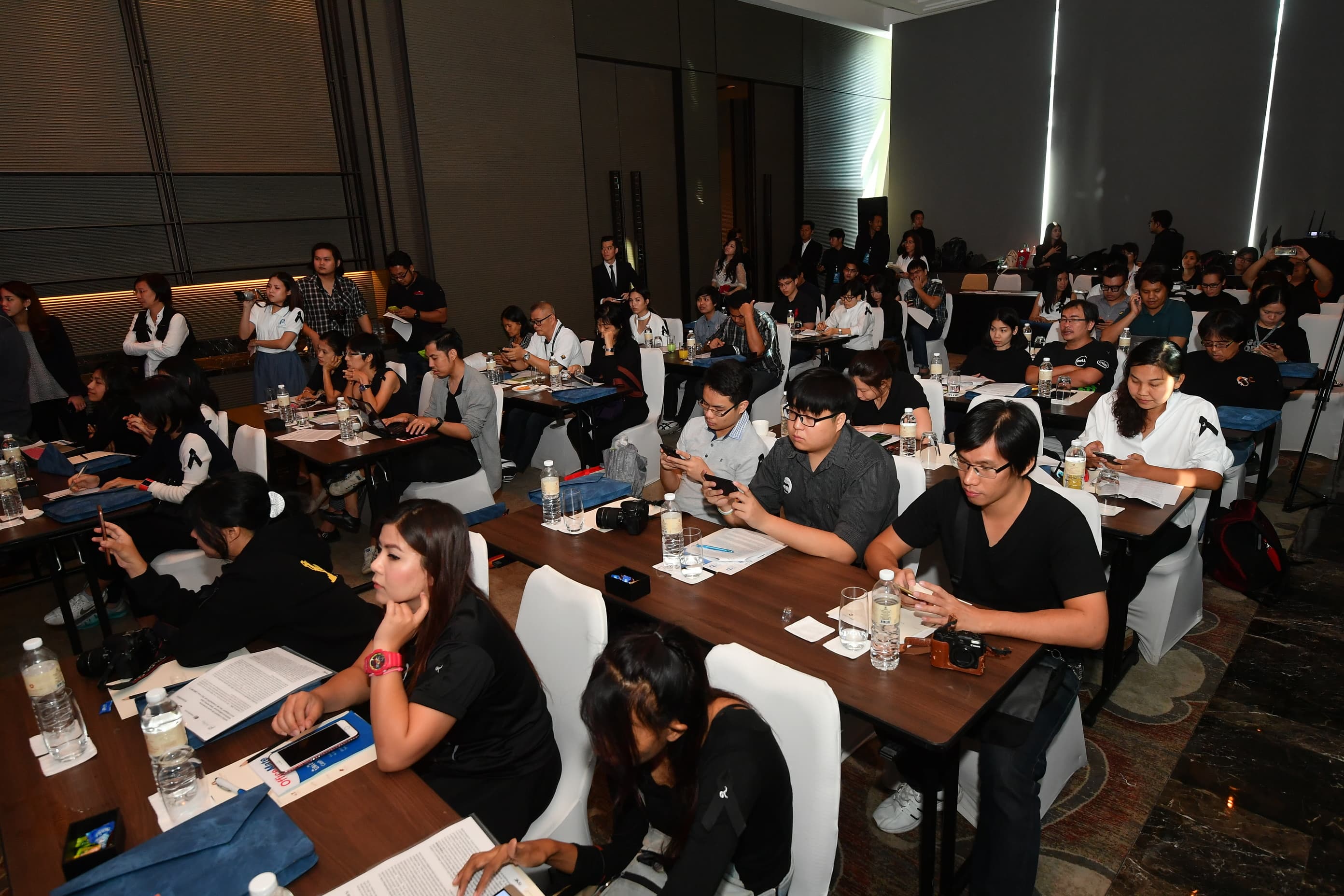 AirPay officially launches 'AirPay Card' (4)
