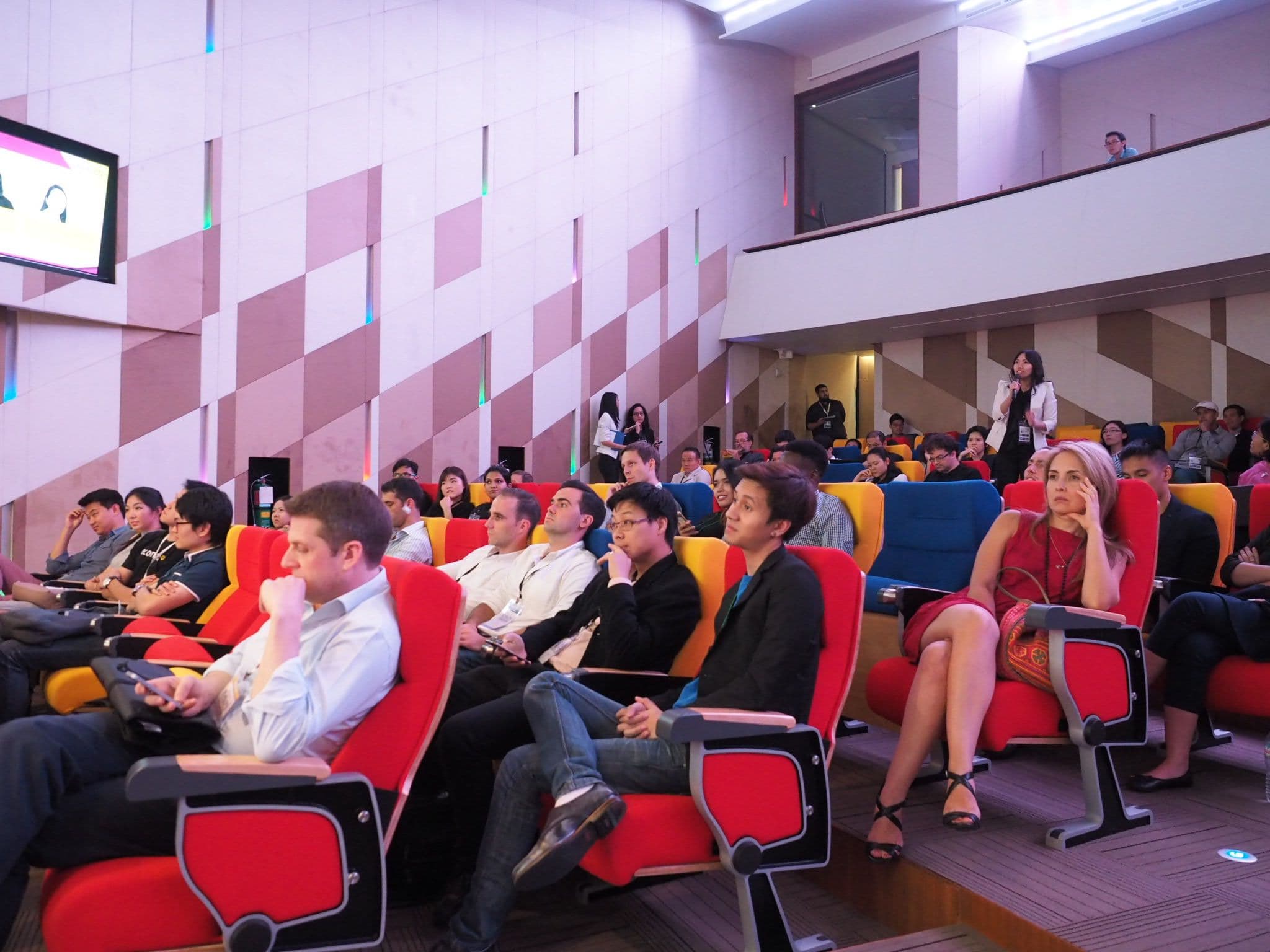 Garena CEO share her journey at Echelon TH 2017  (1)