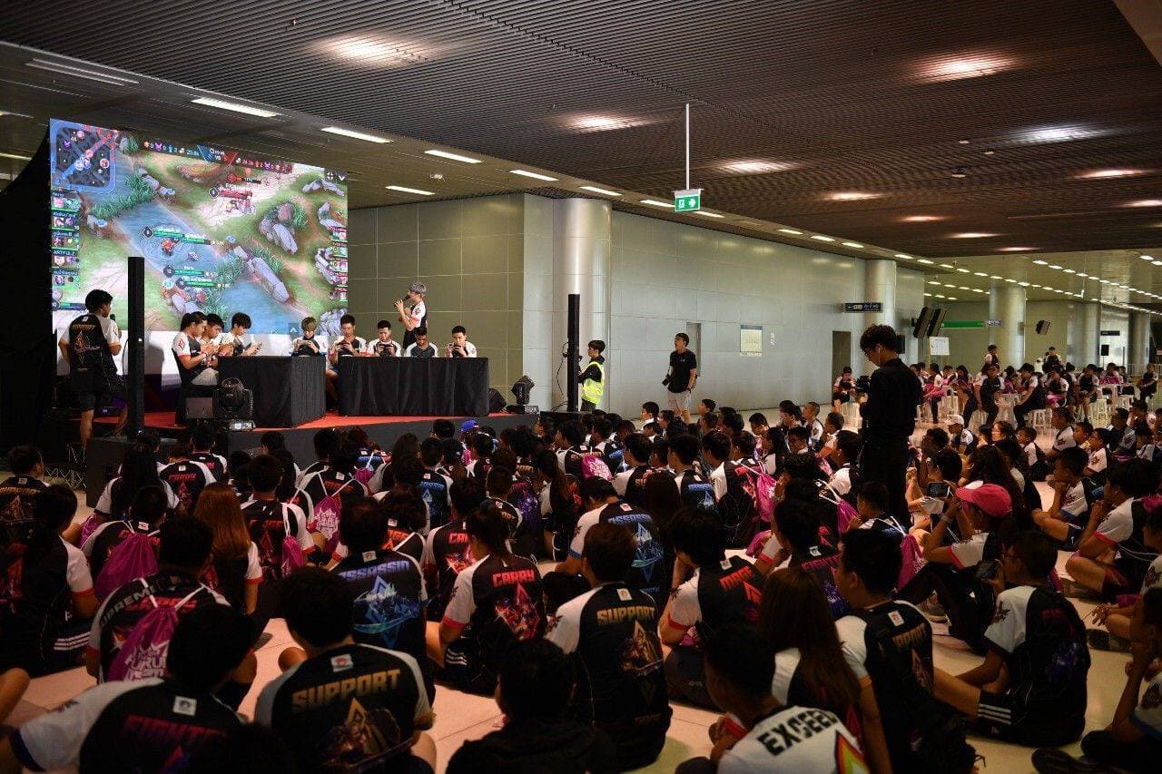 MTL and Garena (Thailand) give donation to Children's Hospital Foundation (6)