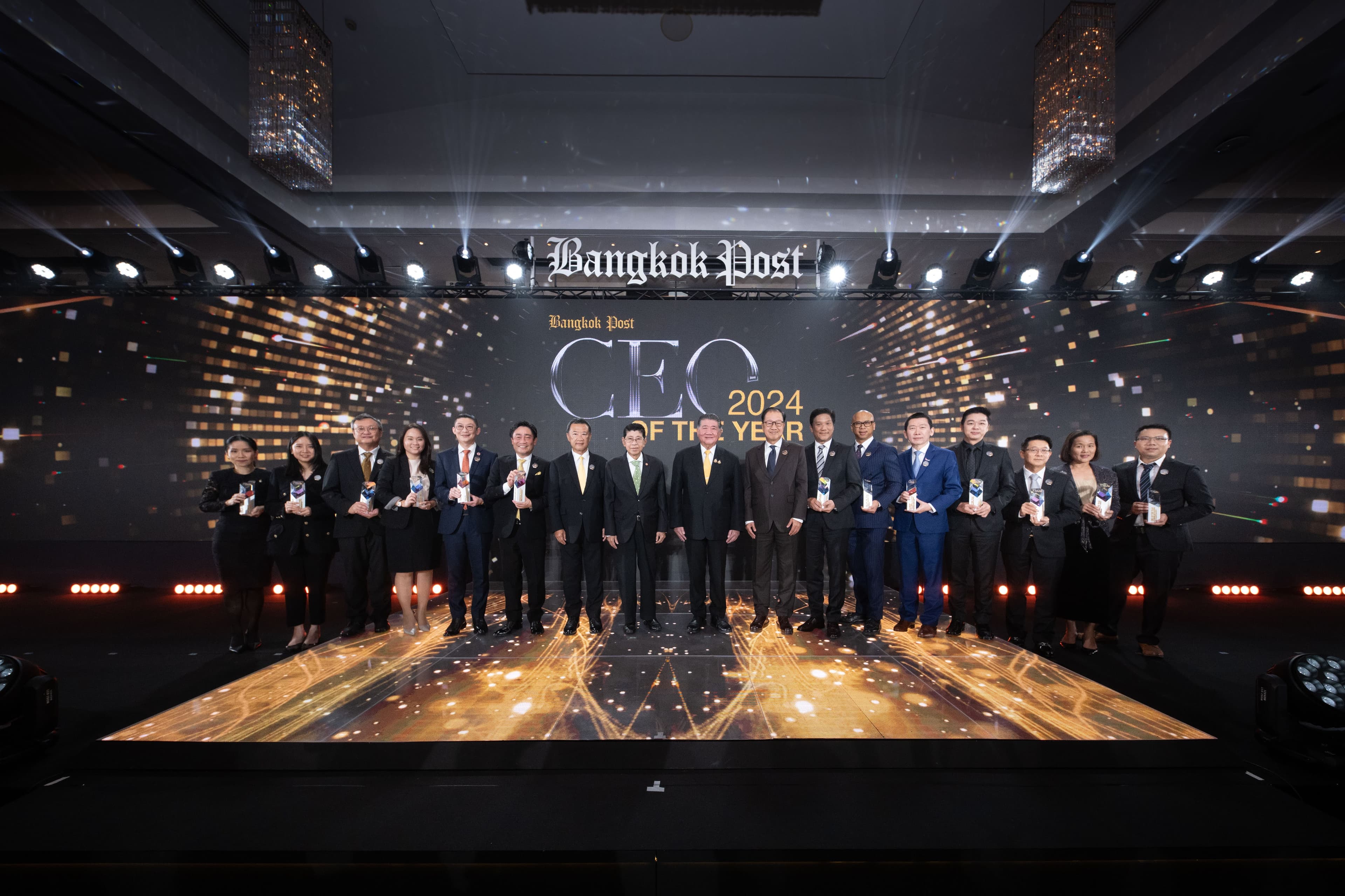 Sea (Thailand)'s CEO receives Bangkok Post CEO of the Year 2024 Award (2)