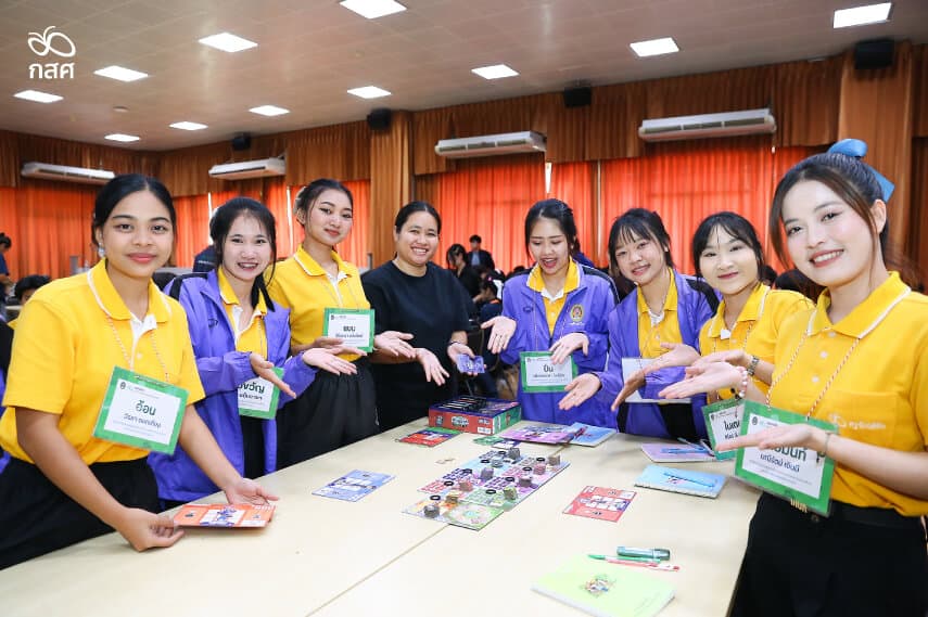 Sea (Thailand) collaborates with EEF Thailand and IBG to train 'Kru Rak Thin' Scholarship Students to utilize 'Wishlist' as a Teaching Tool (2)