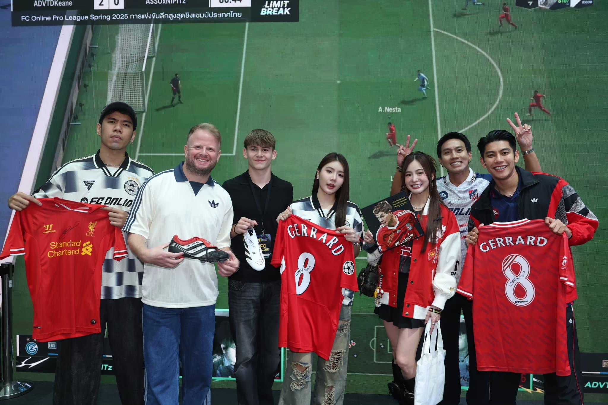"FC Online 7th Anniversary" Celebrates 7 Glorious Years with a Special Appearance by Steven Gerrard (6)
