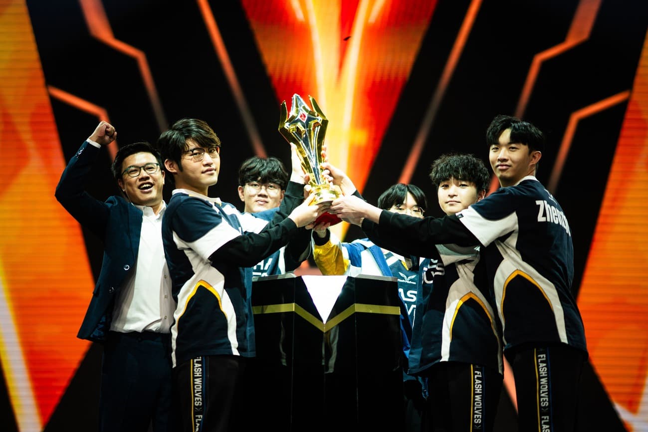 Arena of Valor Premier League (APL) 2025 concluded with the Victory of 'Flash Wolves' (4)