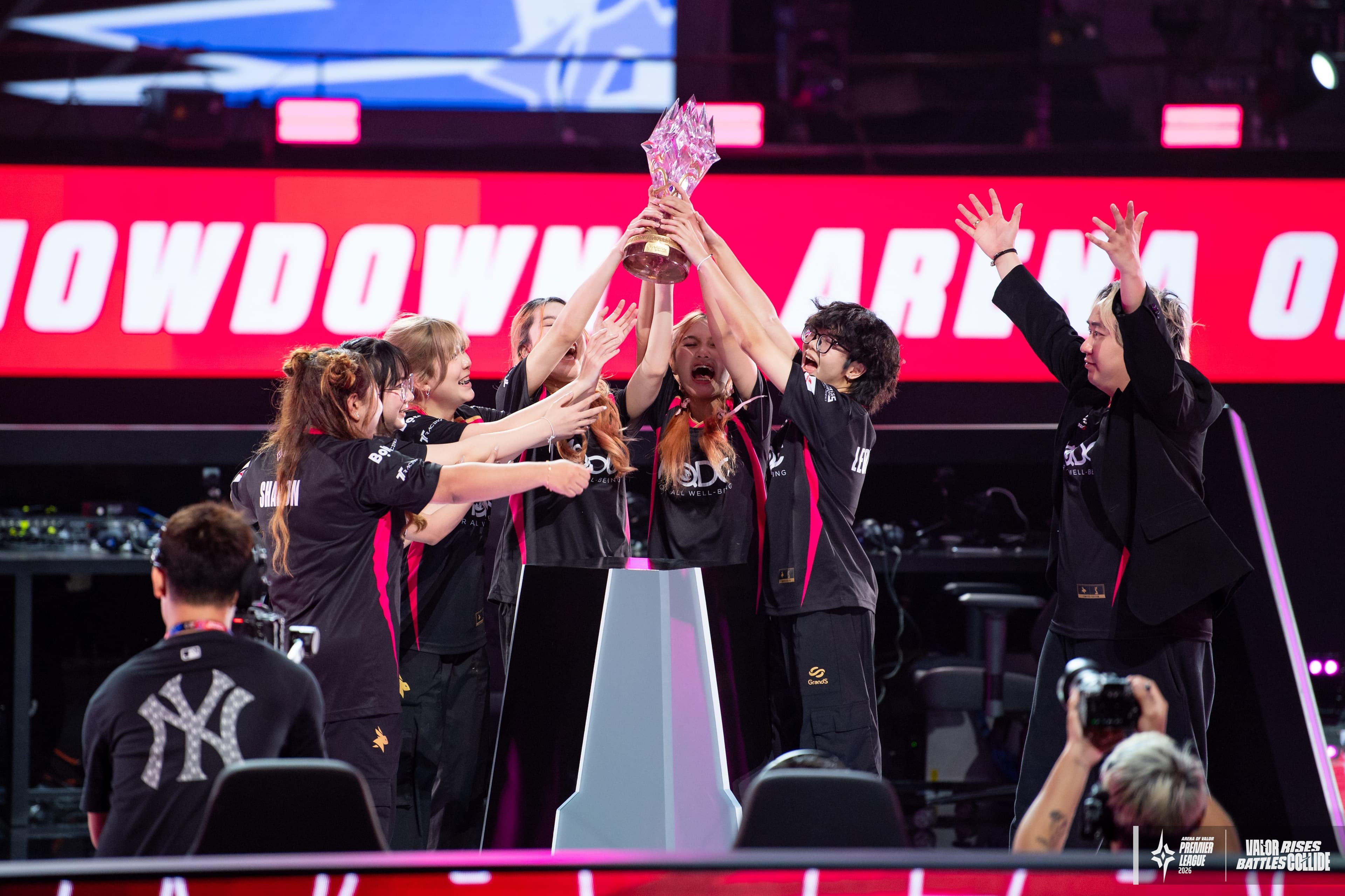 Thai Teams Make History at Arena of Valor Premier League 2026 (2)