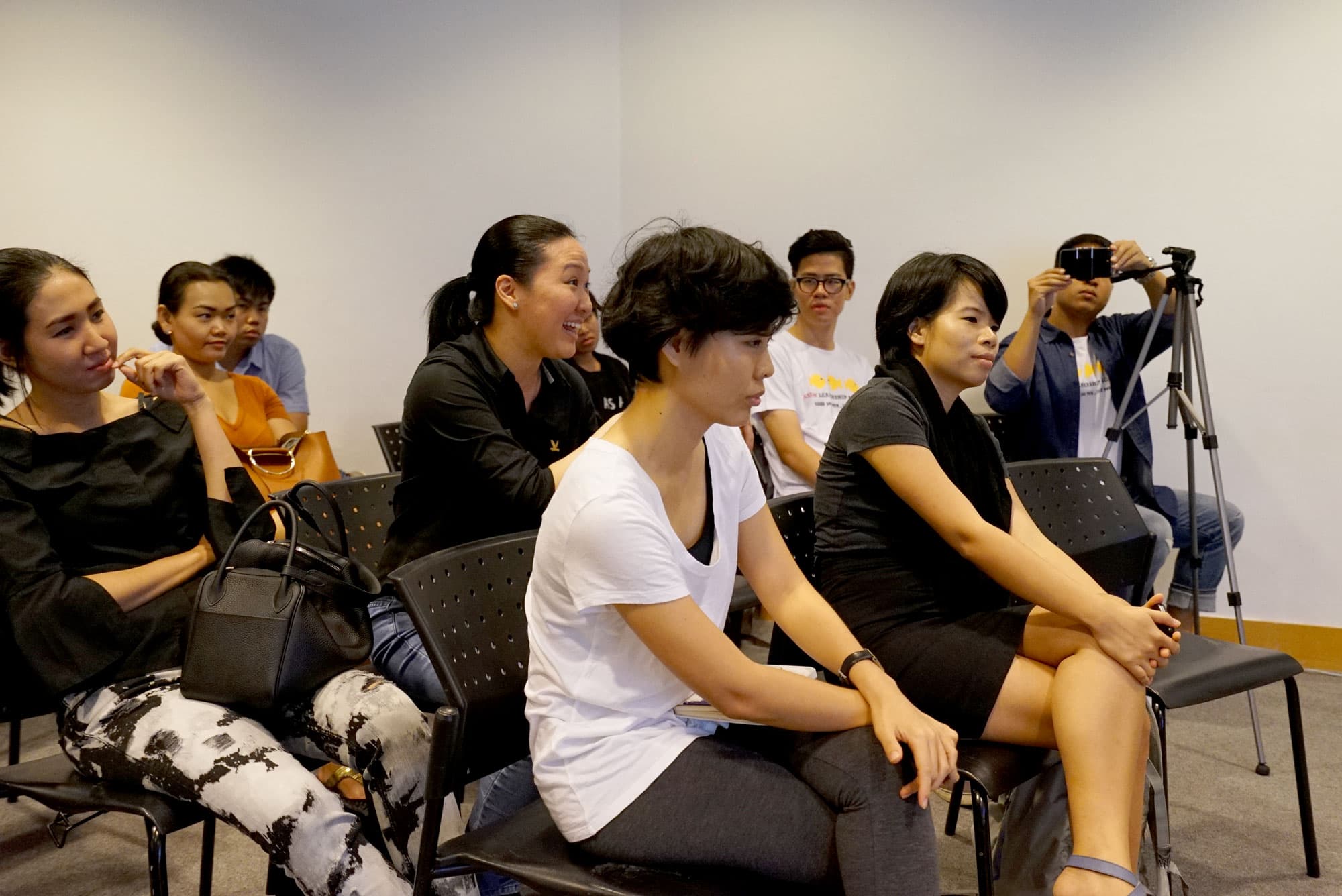 Garena CEO participates panel discussion on International Women's Day (2)