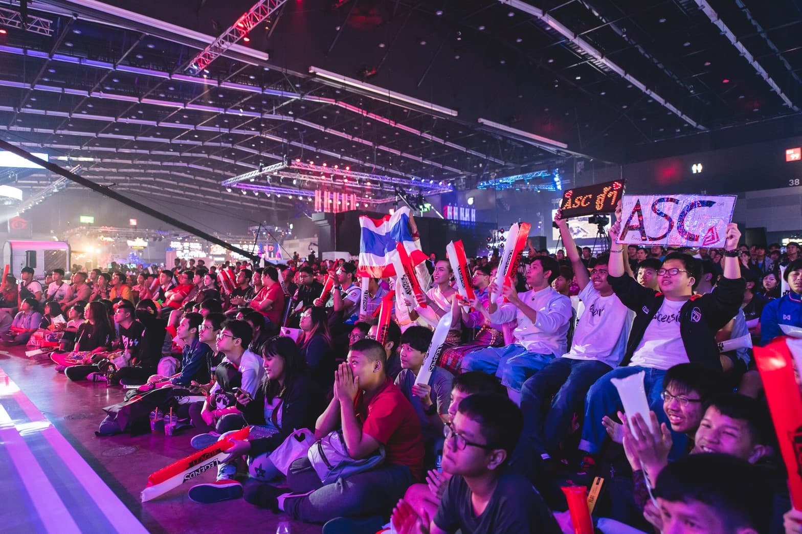 Garena World - The biggest gaming and eSports event in Southeast Asia (4)