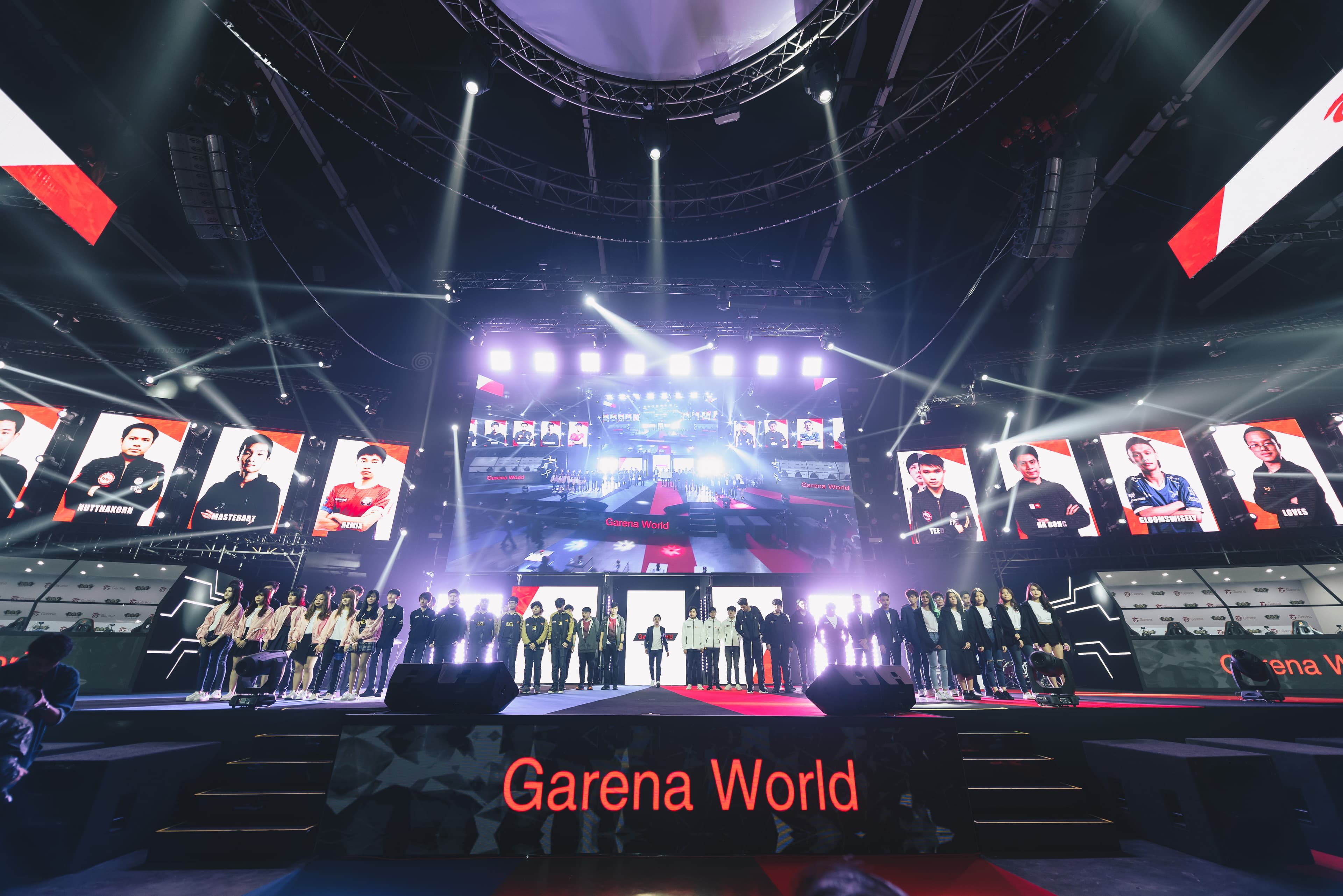 Garena World - The biggest gaming and eSports event in Southeast Asia (1)